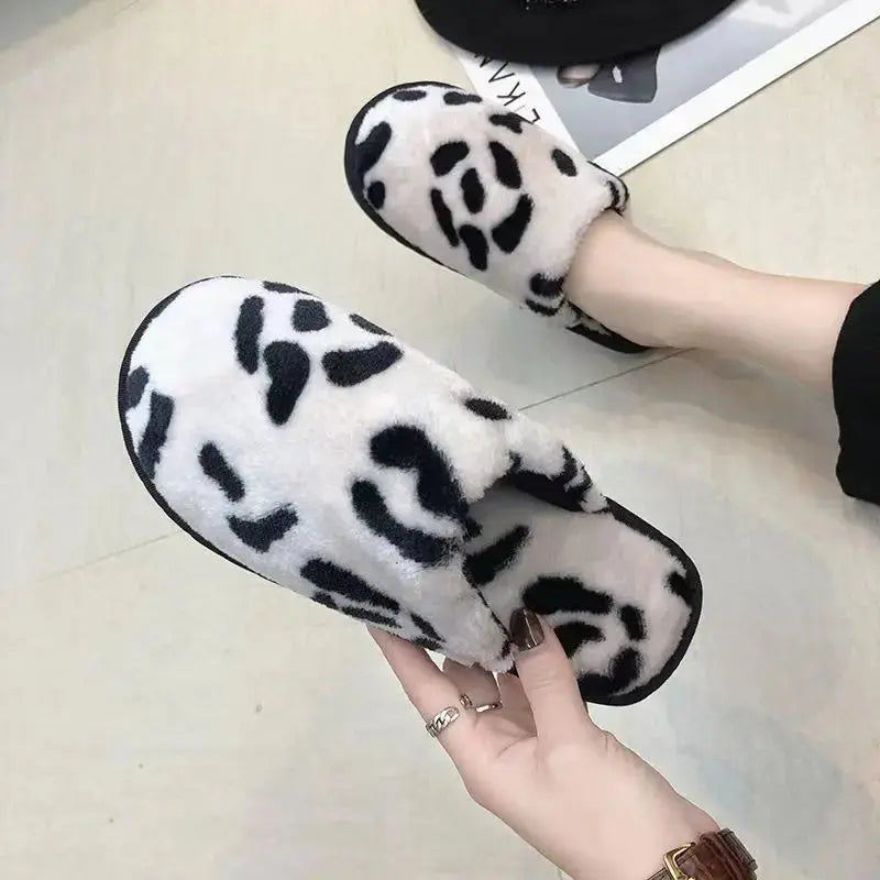 Pantoufle d'hiver à semelle souple pour femmes en peluche