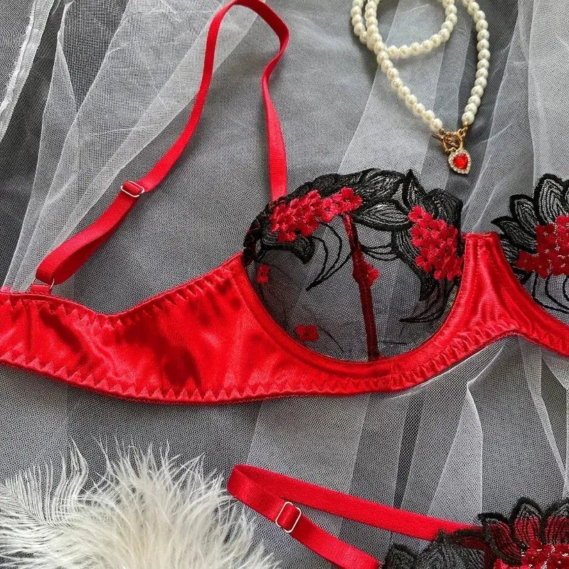 Ensemble Lingerie deux pièces brodée florale Lingeries et Accessoires Annie