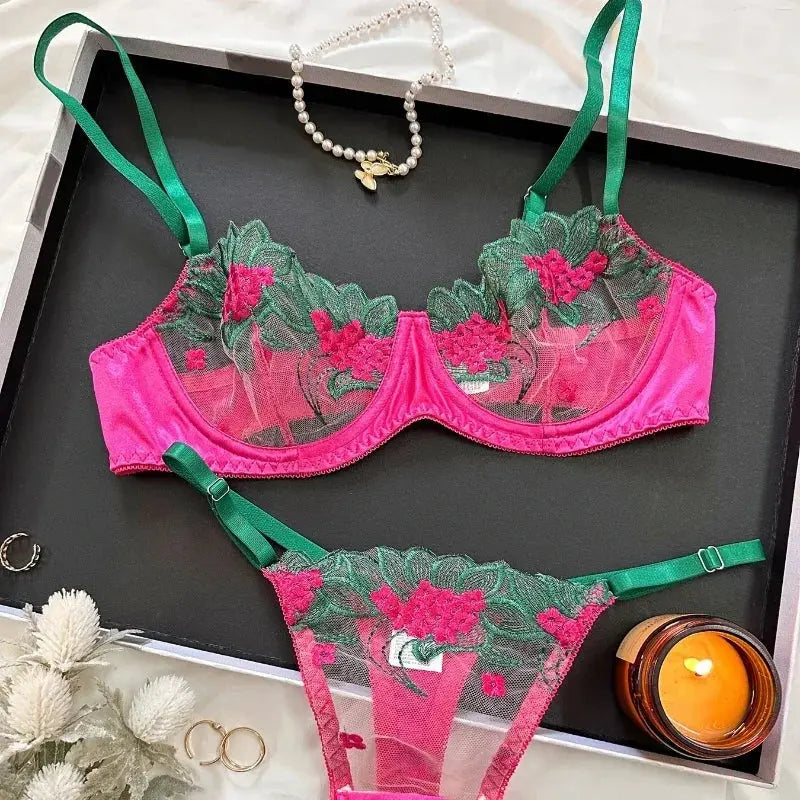 Ensemble Lingerie deux pièces brodée florale Lingeries et Accessoires Annie