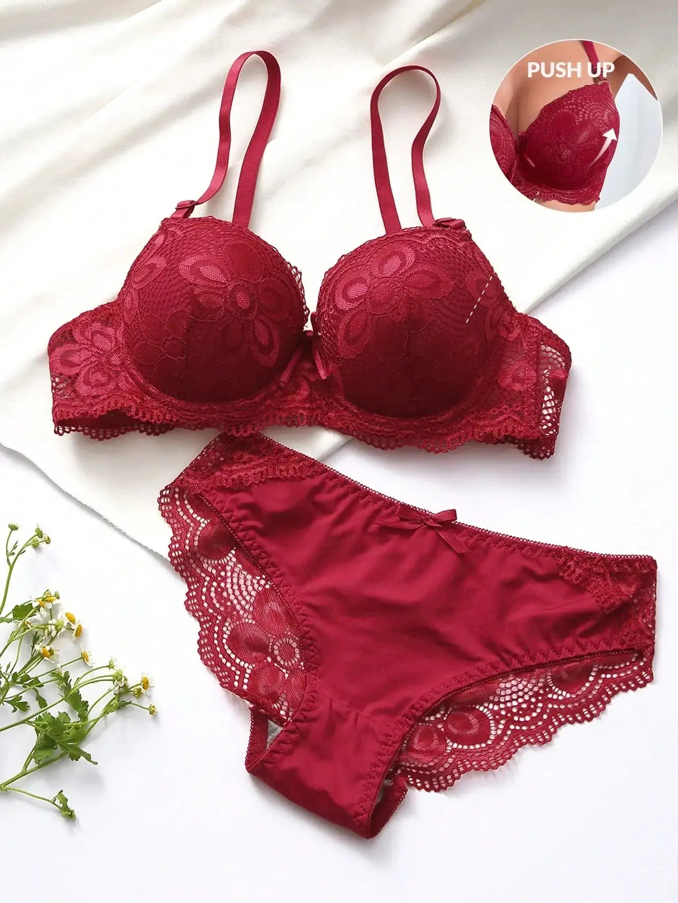 Ensemble deux pièces soutien-gorge et culotte transparentes