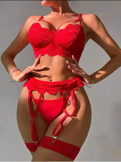 Ensemble lingerie dentelle érotique trois pieces Sexy pour les femmes