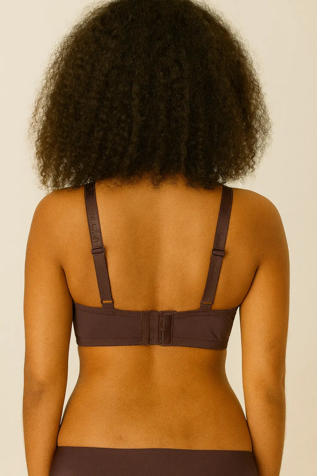 Soutien gorge avec anneau en acier bonnet D florale