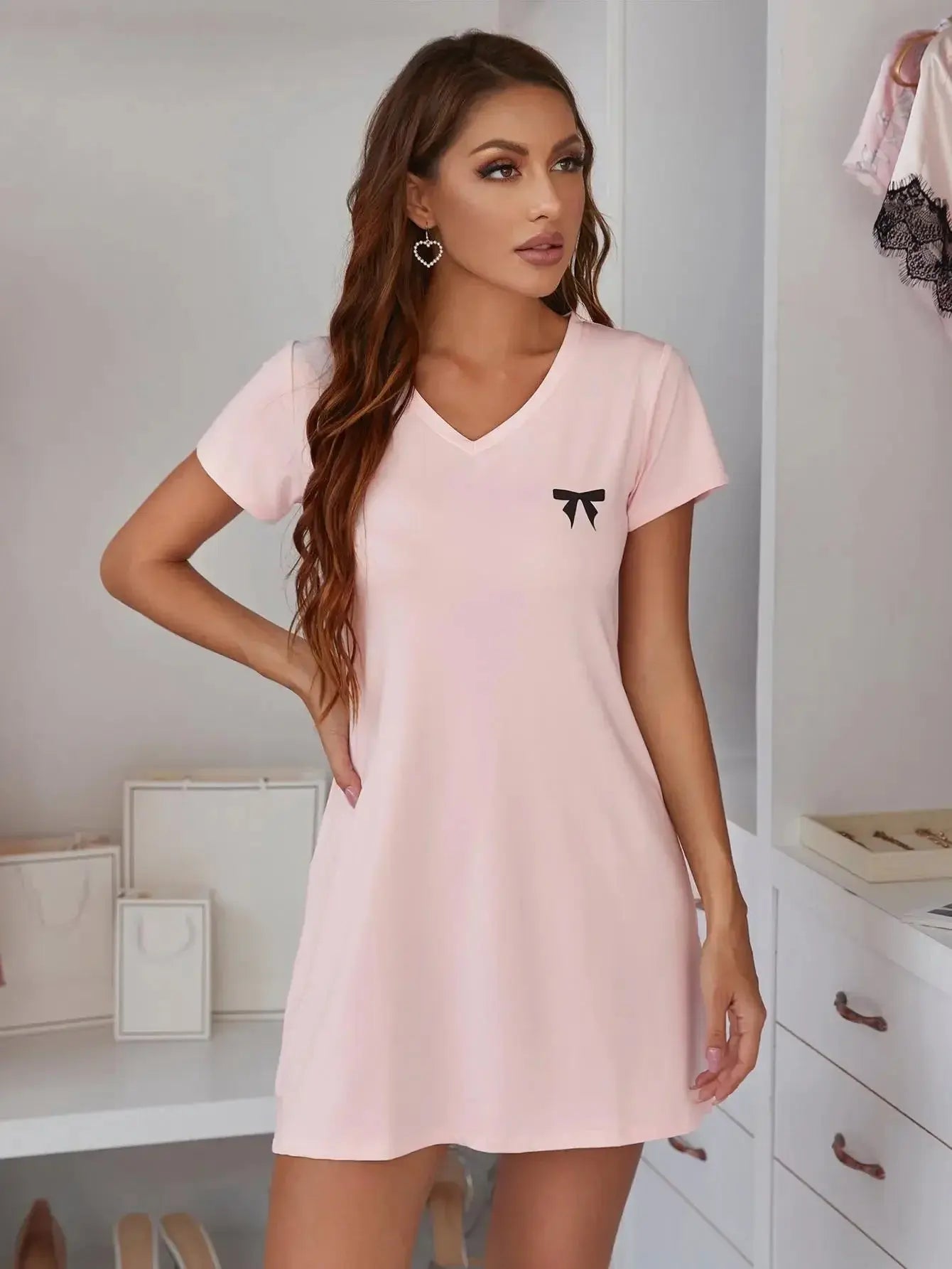 chemise de nuit à col en V pour femme couleur unie manches courtes