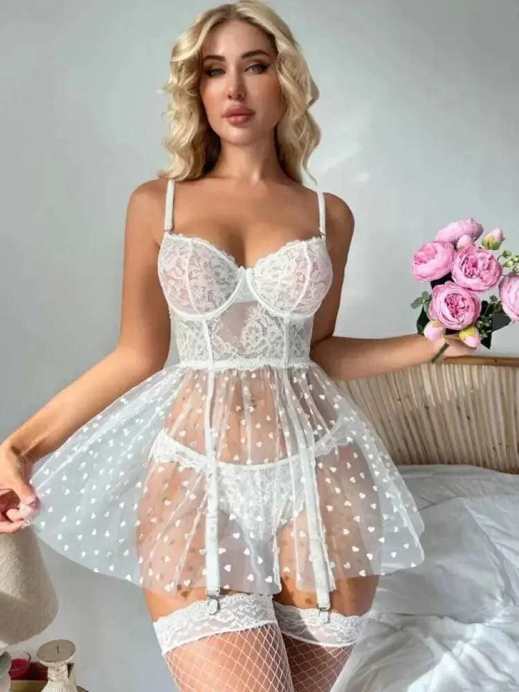 robe de nuit  transparente en dentelle avec jarretelles deluxe Lingeries et Accessoires Annie